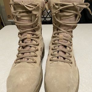 Reebok steel toe men work boots size 12M.